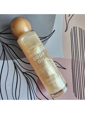 Pearlessence Sun Kissed Glow Shimmer Body Oil Vanilla Radiance with Shea Butter
